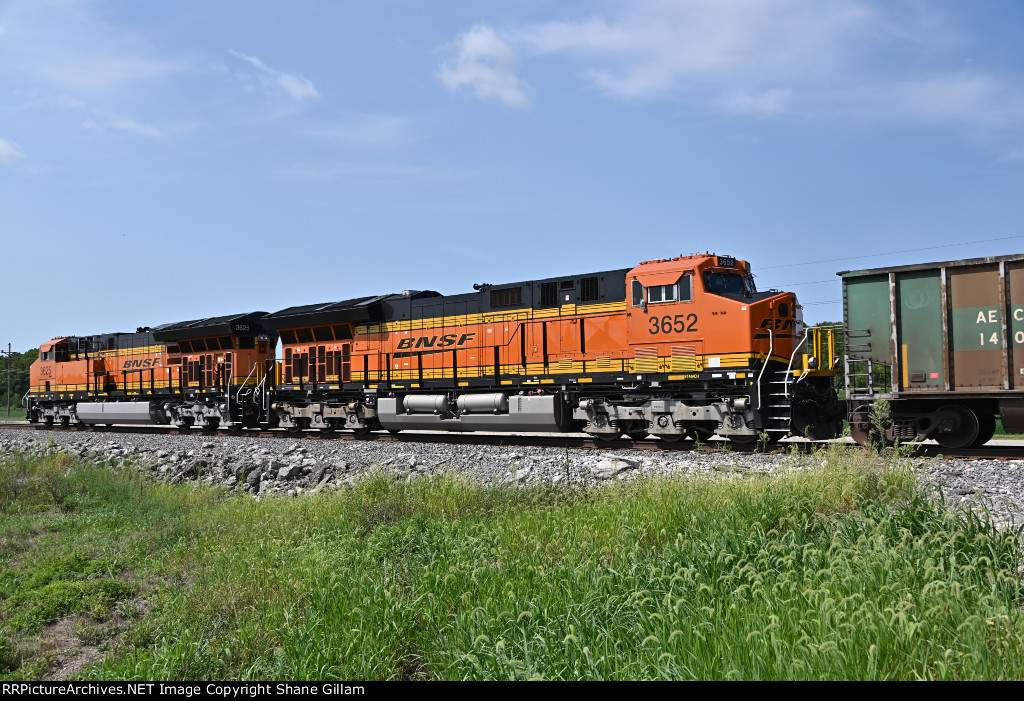 BNSF 3652 Roster shot